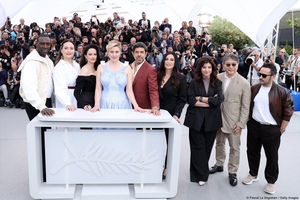 Cannes competition jury headed by Greta Gerwig poses for shutterbugs on the Croisette | Cannes competition jury headed by Greta Gerwig poses for shutterbugs on the Croisette