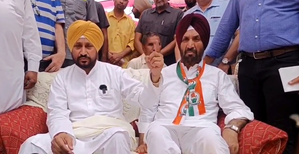 Kejriwal involved in liquor scam, he should be opposed: Ex-Punjab CM Channi | Kejriwal involved in liquor scam, he should be opposed: Ex-Punjab CM Channi Kejriwal involved in liquor scam, he should be opposed: Ex-Punjab CM Channi | Kejriwal involved in liquor scam, he should be opposed: Ex-Punjab CM Channi