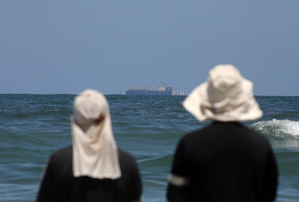 US military says 569 tons of aid delivered through Gaza pier | US military says 569 tons of aid delivered through Gaza pier US military says 569 tons of aid delivered through Gaza pier | US military says 569 tons of aid delivered through Gaza pier