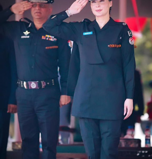 Pakistan Punjab's CM Maryam Nawaz dons police uniform again | Pakistan Punjab's CM Maryam Nawaz dons police uniform again