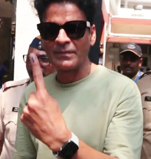 'It is the biggest festival of democracy', Manoj Bajpayee declares after casting his vote | 'It is the biggest festival of democracy', Manoj Bajpayee declares after casting his vote