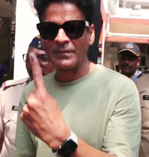 'It is the biggest festival of democracy', Manoj Bajpayee declares after casting his vote | 'It is the biggest festival of democracy', Manoj Bajpayee declares after casting his vote 'It is the biggest festival of democracy', Manoj Bajpayee declares after casting his vote | 'It is the biggest festival of democracy', Manoj Bajpayee declares after casting his vote