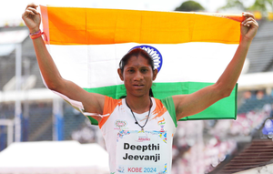 Para Worlds: Deepthi Jeevanji smashes world record to win gold in 400m T20 category | Para Worlds: Deepthi Jeevanji smashes world record to win gold in 400m T20 category