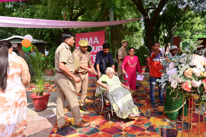 57.47 per cent voting in fifth phase of LS polls, Baramulla witnesses record turnout | 57.47 per cent voting in fifth phase of LS polls, Baramulla witnesses record turnout 57.47 per cent voting in fifth phase of LS polls, Baramulla witnesses record turnout | 57.47 per cent voting in fifth phase of LS polls, Baramulla witnesses record turnout