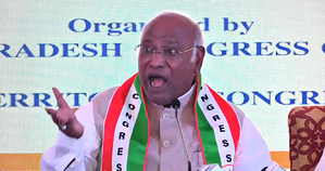 'Jhoothon Ka Sardar', Congress President Kharge attacks PM Modi in poll-bound Haryana | 'Jhoothon Ka Sardar', Congress President Kharge attacks PM Modi in poll-bound Haryana