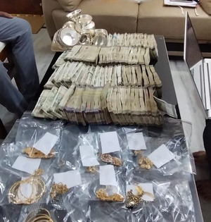 Telangana ACB conduct searches at premises of police officer | Telangana ACB conduct searches at premises of police officer Telangana ACB conduct searches at premises of police officer | Telangana ACB conduct searches at premises of police officer