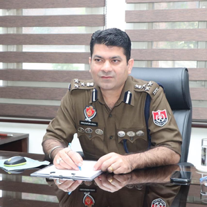 Election Commission transfers Jalandhar, Ludhiana police chiefs | Election Commission transfers Jalandhar, Ludhiana police chiefs