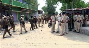 Police file 2 FIRs in Chhapra violence case | Police file 2 FIRs in Chhapra violence case