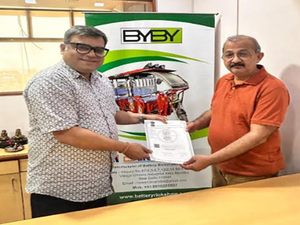 Finayo partners BYBY to provide financing options for customers buying e-rickshaws | Finayo partners BYBY to provide financing options for customers buying e-rickshaws