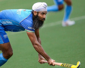 Hockey: 'Will continue to give this beautiful game my all', says Jarmanpreet on on completing 100 International Caps | Hockey: 'Will continue to give this beautiful game my all', says Jarmanpreet on on completing 100 International Caps