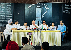 INDIA bloc headed for clear mandate, says Jairam Ramesh | INDIA bloc headed for clear mandate, says Jairam Ramesh INDIA bloc headed for clear mandate, says Jairam Ramesh | INDIA bloc headed for clear mandate, says Jairam Ramesh