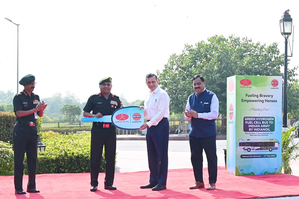 Indian Oil hands over Green Hydrogen Fuel Cell Bus to army for use in Delhi-NCR | Indian Oil hands over Green Hydrogen Fuel Cell Bus to army for use in Delhi-NCR Indian Oil hands over Green Hydrogen Fuel Cell Bus to army for use in Delhi-NCR | Indian Oil hands over Green Hydrogen Fuel Cell Bus to army for use in Delhi-NCR