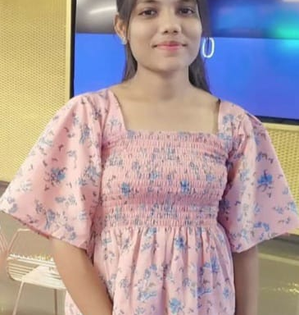 Telangana woman dies in road accident in US, family distraught | Telangana woman dies in road accident in US, family distraught Telangana woman dies in road accident in US, family distraught | Telangana woman dies in road accident in US, family distraught