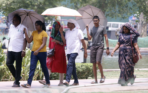 Max temp in TN to surge by 4 degree Celsius above normal: Met dept | Max temp in TN to surge by 4 degree Celsius above normal: Met dept Max temp in TN to surge by 4 degree Celsius above normal: Met dept | Max temp in TN to surge by 4 degree Celsius above normal: Met dept