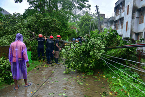 Student, two others killed as heavy rains lash Assam, cause flooding; Red alert issued for 10 districts | Student, two others killed as heavy rains lash Assam, cause flooding; Red alert issued for 10 districts
