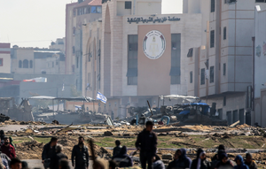 Israeli troops sighted in Rafah, airstrike-hit neighbourhood | Israeli troops sighted in Rafah, airstrike-hit neighbourhood Israeli troops sighted in Rafah, airstrike-hit neighbourhood | Israeli troops sighted in Rafah, airstrike-hit neighbourhood
