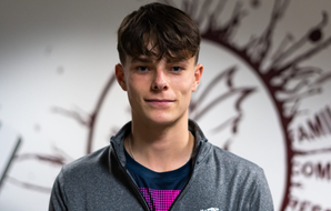 Archie Vaughan signs first professional contract with Somerset | Archie Vaughan signs first professional contract with Somerset Archie Vaughan signs first professional contract with Somerset | Archie Vaughan signs first professional contract with Somerset