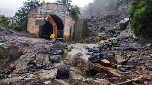 Traffic movement restored on NH-6 connecting 4 northeastern states | Traffic movement restored on NH-6 connecting 4 northeastern states Traffic movement restored on NH-6 connecting 4 northeastern states | Traffic movement restored on NH-6 connecting 4 northeastern states