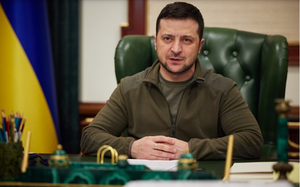Zelensky dismisses Air Force commander after F 16 crash | Zelensky dismisses Air Force commander after F 16 crash