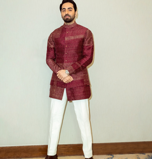 Ayushmann Khurrana heads for hometown Chandigarh to vote | Ayushmann Khurrana heads for hometown Chandigarh to vote Ayushmann Khurrana heads for hometown Chandigarh to vote | Ayushmann Khurrana heads for hometown Chandigarh to vote