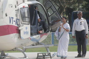 Trinamool used chopper for campaigning on 521 occasions in Bengal, BJP 124 times | Trinamool used chopper for campaigning on 521 occasions in Bengal, BJP 124 times Trinamool used chopper for campaigning on 521 occasions in Bengal, BJP 124 times | Trinamool used chopper for campaigning on 521 occasions in Bengal, BJP 124 times