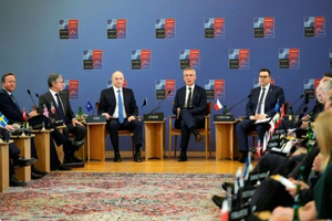 NATO chief wants allies to equitably share burden of aid to Ukraine | NATO chief wants allies to equitably share burden of aid to Ukraine
