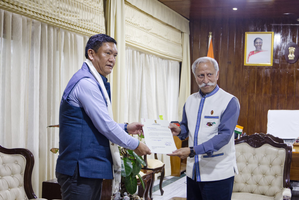 Arunachal CM Khandu resigns, Guv advises to continue till new govt takes office | Arunachal CM Khandu resigns, Guv advises to continue till new govt takes office Arunachal CM Khandu resigns, Guv advises to continue till new govt takes office | Arunachal CM Khandu resigns, Guv advises to continue till new govt takes office