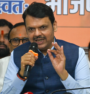 Maha Dy CM Fadnavis slams Oppn for playing politics over Badlapur sexual assault case | Maha Dy CM Fadnavis slams Oppn for playing politics over Badlapur sexual assault case