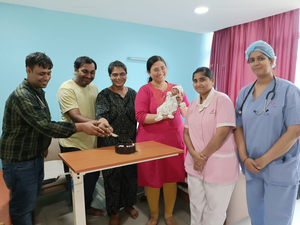 Bengaluru doctors save premature girl born at 25 weeks weighing 750 gm | Bengaluru doctors save premature girl born at 25 weeks weighing 750 gm Bengaluru doctors save premature girl born at 25 weeks weighing 750 gm | Bengaluru doctors save premature girl born at 25 weeks weighing 750 gm