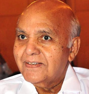 'Extremely saddening': PM Modi expresses condolences over Ramoji Rao's demise | 'Extremely saddening': PM Modi expresses condolences over Ramoji Rao's demise 'Extremely saddening': PM Modi expresses condolences over Ramoji Rao's demise | 'Extremely saddening': PM Modi expresses condolences over Ramoji Rao's demise