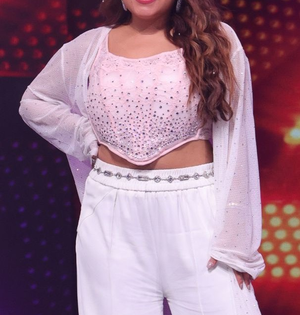 Neha Kakkar recalls not having a 'huge budget' for 'Sawan Aaya Hai', 'Mile Ho Tum' music videos | Neha Kakkar recalls not having a 'huge budget' for 'Sawan Aaya Hai', 'Mile Ho Tum' music videos Neha Kakkar recalls not having a 'huge budget' for 'Sawan Aaya Hai', 'Mile Ho Tum' music videos | Neha Kakkar recalls not having a 'huge budget' for 'Sawan Aaya Hai', 'Mile Ho Tum' music videos
