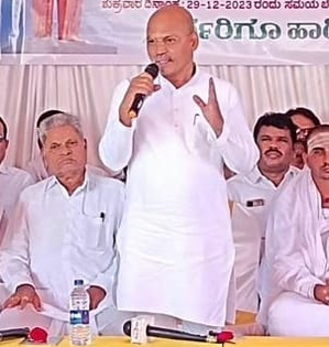Karnataka Minister Sharan Prakash Patil denies involvement in tribal corporation scam | Karnataka Minister Sharan Prakash Patil denies involvement in tribal corporation scam Karnataka Minister Sharan Prakash Patil denies involvement in tribal corporation scam | Karnataka Minister Sharan Prakash Patil denies involvement in tribal corporation scam