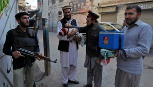 5 injured in attack on polio vaccination team in Pakistan | 5 injured in attack on polio vaccination team in Pakistan
