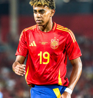 Spain football star Lamine Yamal's father stabbed in a parking lot | Spain football star Lamine Yamal's father stabbed in a parking lot Spain football star Lamine Yamal's father stabbed in a parking lot | Spain football star Lamine Yamal's father stabbed in a parking lot