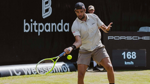 ATP Tour: Former champ Berrettini earns hard-fought Stuttgart win, Giron beats Murray | ATP Tour: Former champ Berrettini earns hard-fought Stuttgart win, Giron beats Murray ATP Tour: Former champ Berrettini earns hard-fought Stuttgart win, Giron beats Murray | ATP Tour: Former champ Berrettini earns hard-fought Stuttgart win, Giron beats Murray