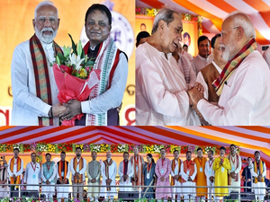 PM Modi, others attend swearing-in of new BJP-led govt in Odisha | PM Modi, others attend swearing-in of new BJP-led govt in Odisha PM Modi, others attend swearing-in of new BJP-led govt in Odisha | PM Modi, others attend swearing-in of new BJP-led govt in Odisha