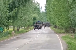 Encounter breaks out between terrorists and security forces in J&K’s Baramulla | Encounter breaks out between terrorists and security forces in J&K’s Baramulla Encounter breaks out between terrorists and security forces in J&K’s Baramulla | Encounter breaks out between terrorists and security forces in J&K’s Baramulla