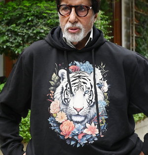 Big B is working on mobile platform to connect with and see fans from across locations | Big B is working on mobile platform to connect with and see fans from across locations Big B is working on mobile platform to connect with and see fans from across locations | Big B is working on mobile platform to connect with and see fans from across locations