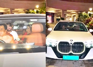 Zaheer Iqbal 'gifts' swanky BMW i7 to wife Sonakshi; video goes viral | Zaheer Iqbal 'gifts' swanky BMW i7 to wife Sonakshi; video goes viral Zaheer Iqbal 'gifts' swanky BMW i7 to wife Sonakshi; video goes viral | Zaheer Iqbal 'gifts' swanky BMW i7 to wife Sonakshi; video goes viral