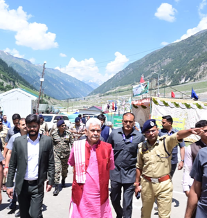 J&K Lt Governor visit Baltal base camp, reviews arrangement for Amarnath Yatra | J&K Lt Governor visit Baltal base camp, reviews arrangement for Amarnath Yatra J&K Lt Governor visit Baltal base camp, reviews arrangement for Amarnath Yatra | J&K Lt Governor visit Baltal base camp, reviews arrangement for Amarnath Yatra