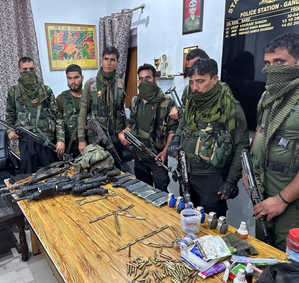 J&K: American, Chinese arms & ammunition recovered from slain terrorists in Doda | J&K: American, Chinese arms & ammunition recovered from slain terrorists in Doda J&K: American, Chinese arms & ammunition recovered from slain terrorists in Doda | J&K: American, Chinese arms & ammunition recovered from slain terrorists in Doda