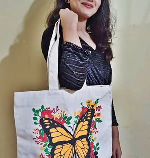For actress Prachitee Ahirrao, recycling and upcycling are crucial to save the world | For actress Prachitee Ahirrao, recycling and upcycling are crucial to save the world For actress Prachitee Ahirrao, recycling and upcycling are crucial to save the world | For actress Prachitee Ahirrao, recycling and upcycling are crucial to save the world