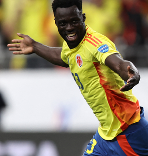 Colombia cruises into Copa America last eight | Colombia cruises into Copa America last eight Colombia cruises into Copa America last eight | Colombia cruises into Copa America last eight