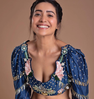 Asha Negi recalls her early days in films: 'Arrived with no previous experience or training in theatre' | Asha Negi recalls her early days in films: 'Arrived with no previous experience or training in theatre' Asha Negi recalls her early days in films: 'Arrived with no previous experience or training in theatre' | Asha Negi recalls her early days in films: 'Arrived with no previous experience or training in theatre'