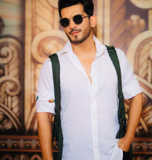 Arjun Bijlani enjoys adding personal touch to outfits, making them unique | Arjun Bijlani enjoys adding personal touch to outfits, making them unique Arjun Bijlani enjoys adding personal touch to outfits, making them unique | Arjun Bijlani enjoys adding personal touch to outfits, making them unique
