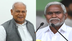Bihar Redux: Does Champai Soren's 'dissent' mirror Jitan Manjhi’s stand? | Bihar Redux: Does Champai Soren's 'dissent' mirror Jitan Manjhi’s stand? Bihar Redux: Does Champai Soren's 'dissent' mirror Jitan Manjhi’s stand? | Bihar Redux: Does Champai Soren's 'dissent' mirror Jitan Manjhi’s stand?