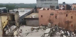 1 dead, many trapped as building collapses in Surat | 1 dead, many trapped as building collapses in Surat 1 dead, many trapped as building collapses in Surat | 1 dead, many trapped as building collapses in Surat