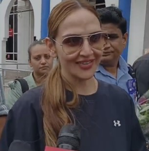 Esha Deol recalls shooting for ‘Tell Me O Kkhuda’ in Jodhpur during an influencers' meet | Esha Deol recalls shooting for ‘Tell Me O Kkhuda’ in Jodhpur during an influencers' meet Esha Deol recalls shooting for ‘Tell Me O Kkhuda’ in Jodhpur during an influencers' meet | Esha Deol recalls shooting for ‘Tell Me O Kkhuda’ in Jodhpur during an influencers' meet