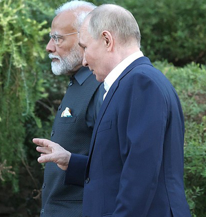 Putin dials PM Modi, offers Russia's 'full support' to India in fight against terrorism | Putin dials PM Modi, offers Russia's 'full support' to India in fight against terrorism Putin dials PM Modi, offers Russia's 'full support' to India in fight against terrorism | Putin dials PM Modi, offers Russia's 'full support' to India in fight against terrorism