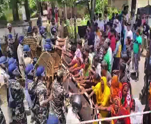 Youth dies days after release from police custody, protests erupt in Bengal's Dholahat | Youth dies days after release from police custody, protests erupt in Bengal's Dholahat Youth dies days after release from police custody, protests erupt in Bengal's Dholahat | Youth dies days after release from police custody, protests erupt in Bengal's Dholahat